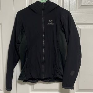 Arcteryx Atom LT hoody women’s medium